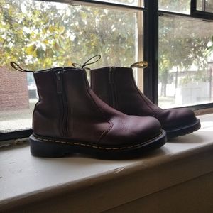 EUC Dr Martens Grizzly Chelsea Zip Boot